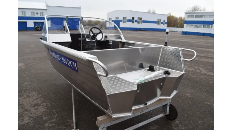 Моторная лодка Wyatboat-390 DCM Увеличенный борт, фото: 17