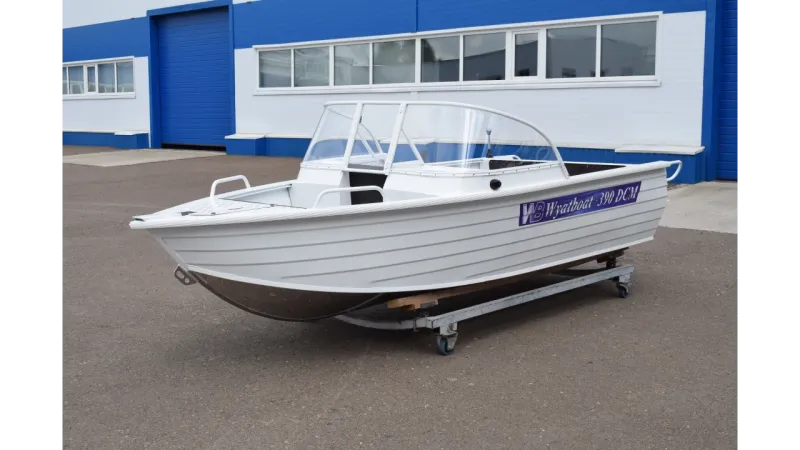 Моторная лодка Wyatboat-390 DCM Увеличенный борт, фото: 13