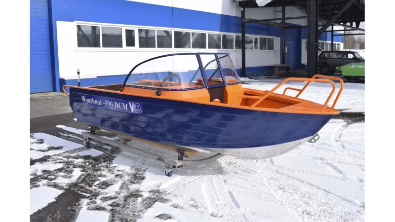 Моторная лодка Wyatboat-390 DCM Увеличенный борт, фото: 9