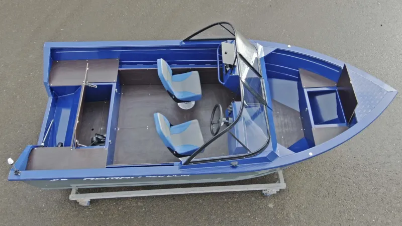 Моторная лодка Неман-420 DCM, фото: 2