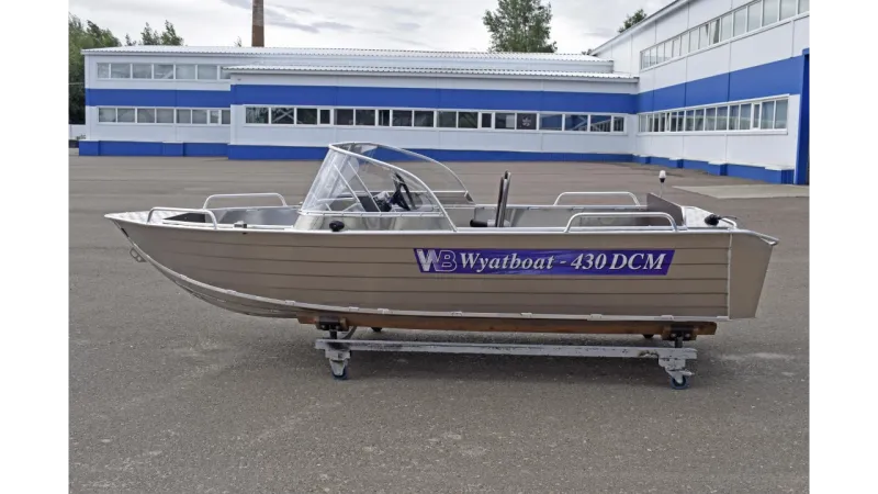 Моторная лодка Wyatboat-430 DCM, фото: 9
