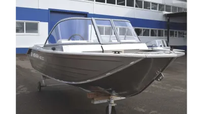 Моторная лодка Неман-450 DC NEW без покраски обложка