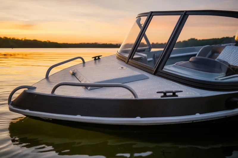 Каютный катер Тактика 390, фото: 2