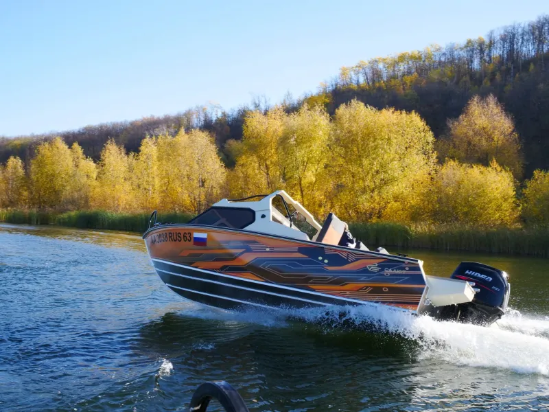 Алюминиевая лодка Салют-585 HT, фото: 2