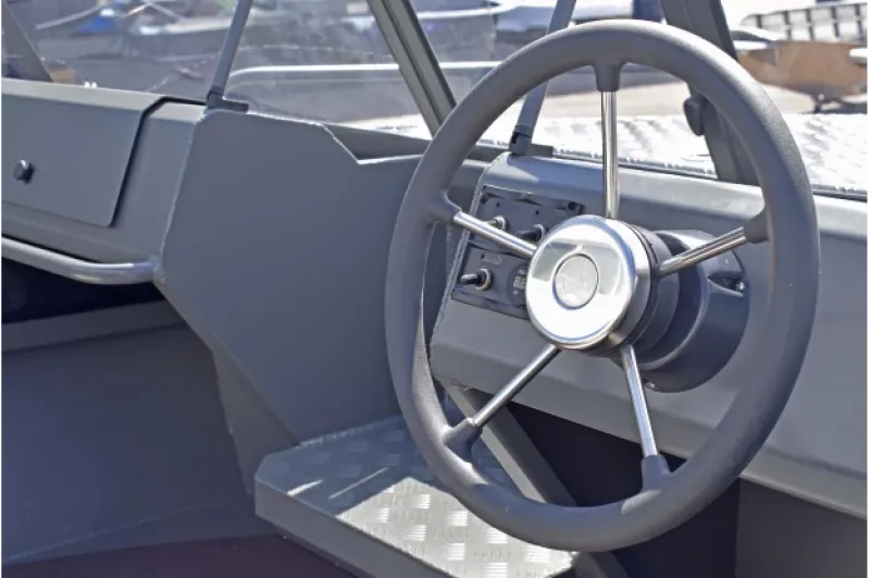 Моторная лодка Неман 550 Pro, фото: 15