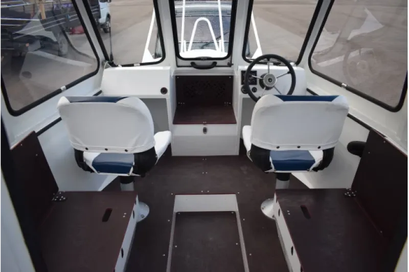 Алюминиевая лодка Неман-500 (закрытая рубка), фото: 33