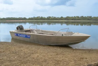 Моторная лодка Wyatboat-700 обложка