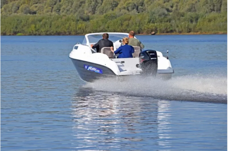 Алюминиевая лодка Neman-550 с каютой, фото: 34