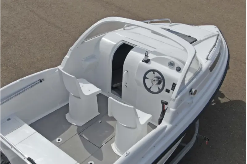 Алюминиевая лодка Neman-550 с каютой, фото: 33