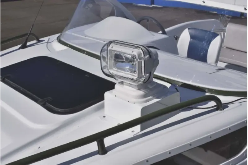 Алюминиевая лодка Neman-550 с каютой, фото: 23