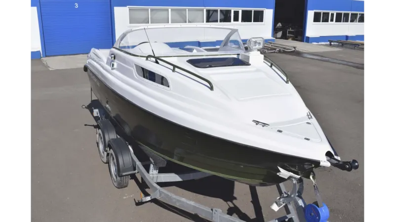 Алюминиевая лодка Neman-550 с каютой, фото: 4