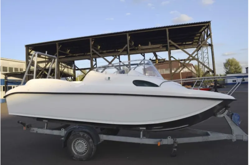 Катер Neman-530 с каютой, фото: 14