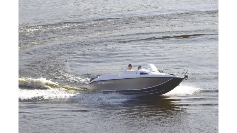 Катер Neman-530 с каютой, фото: 12