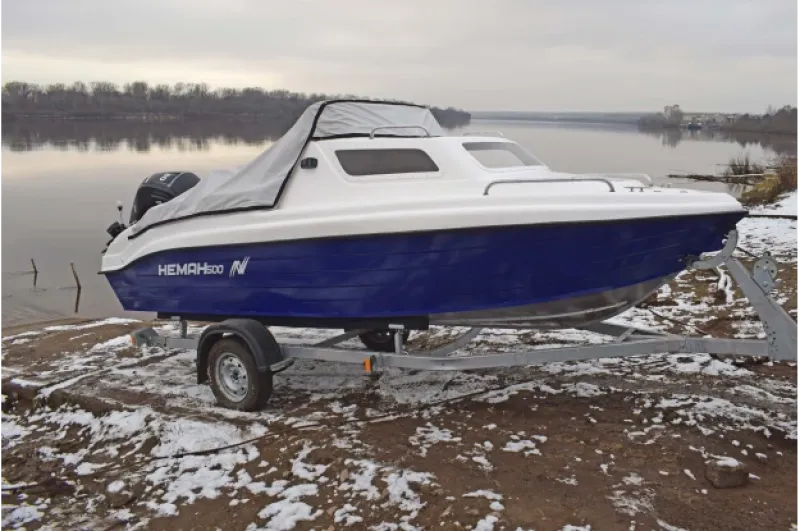 Стеклопластиковая лодка Neman-500 с каютой, фото: 24