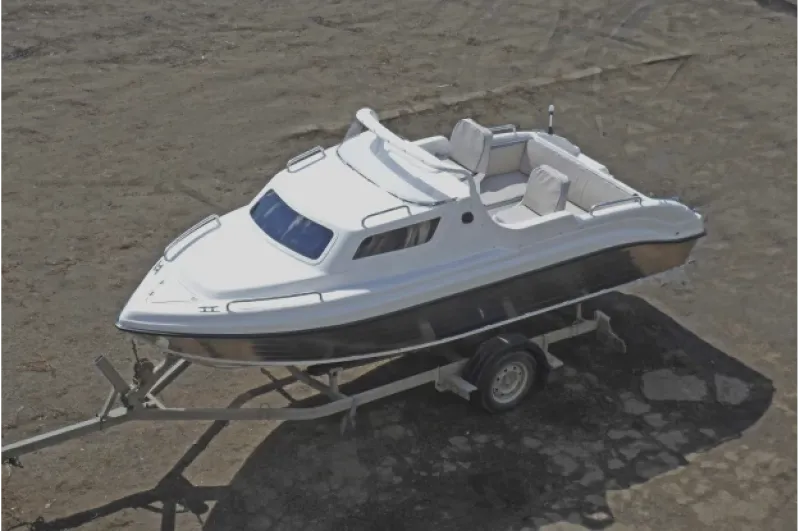 Стеклопластиковая лодка Neman-500 с каютой, фото: 21