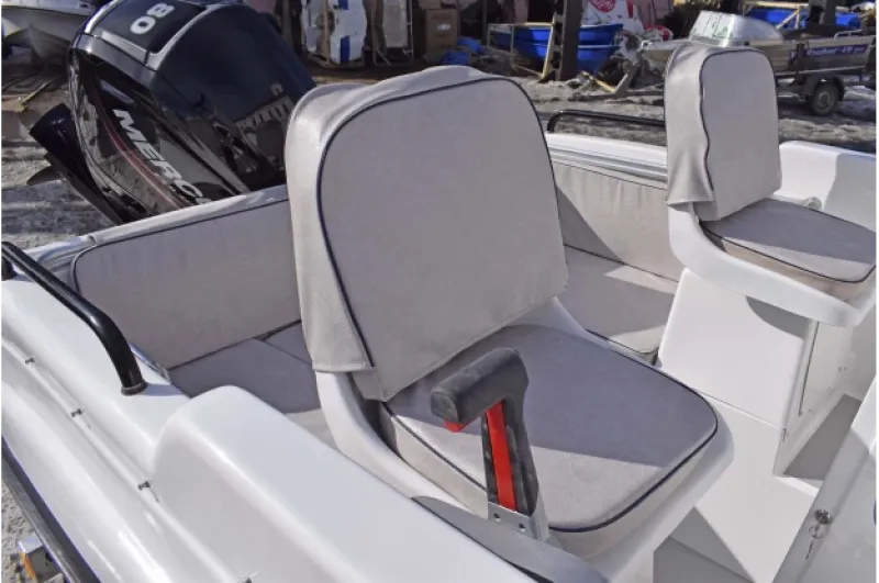 Стеклопластиковая лодка Neman-500 с каютой, фото: 18