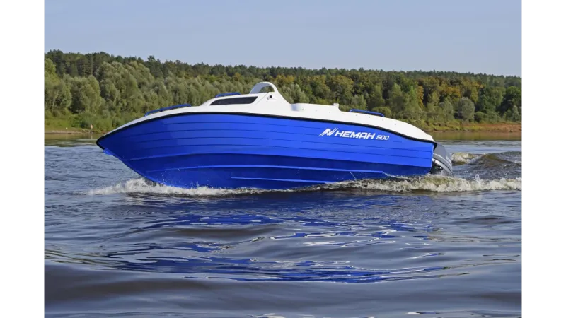 Стеклопластиковая лодка Neman-500 с каютой, фото: 8