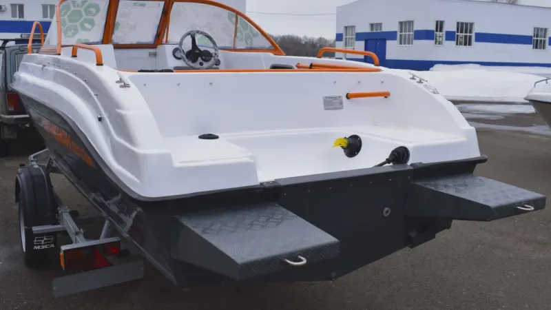 Стеклопластиковая лодка Neman-500 Open, фото: 3