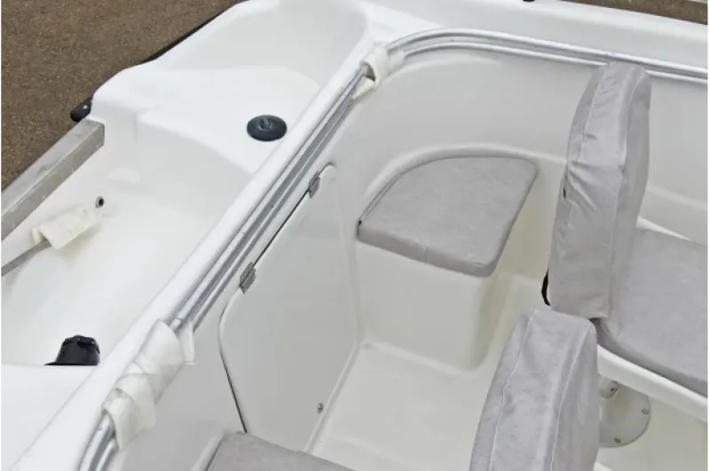 Моторная лодка Wyatboat-470 П, фото: 13