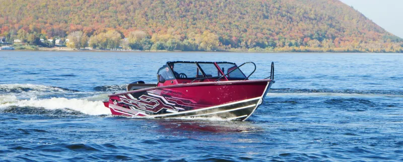 Салют 585 BD (BowDeck), фото: 7