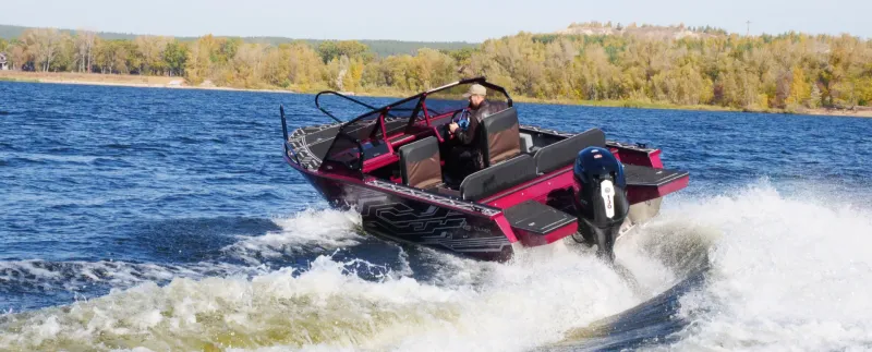 Салют 585 BD (BowDeck), фото: 5