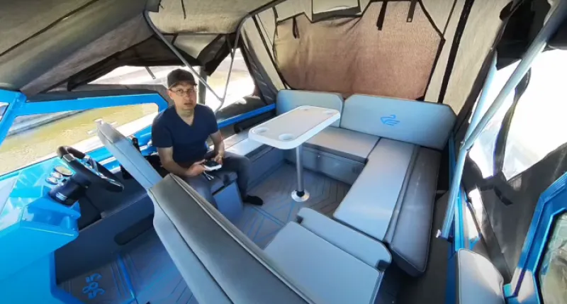 Пластиковая лодка Салют 585 BD (BowDeck), фото: 20