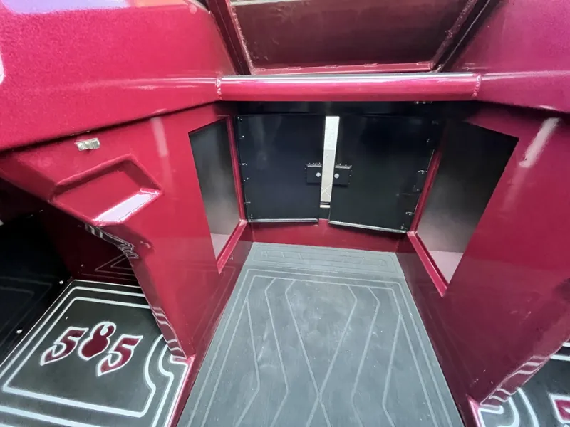 Пластиковая лодка Салют 585 BD (BowDeck), фото: 68