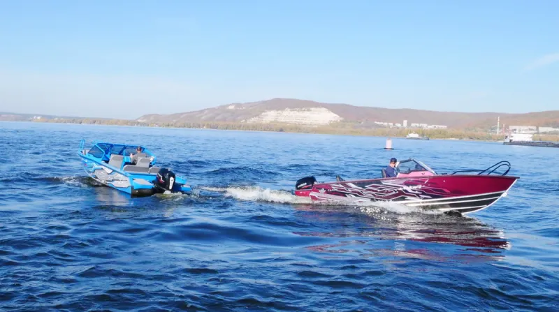 Пластиковая лодка Салют 585 BD (BowDeck), фото: 110