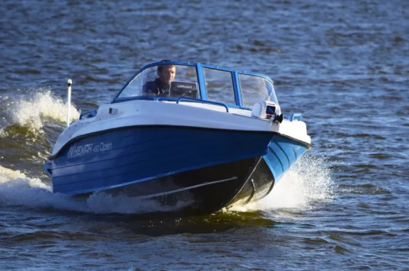 Стеклопластиковая лодка Neman-450 Open, фото: 14