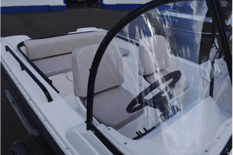 Стеклопластиковая лодка Wyatboat-430 DC, фото: 19