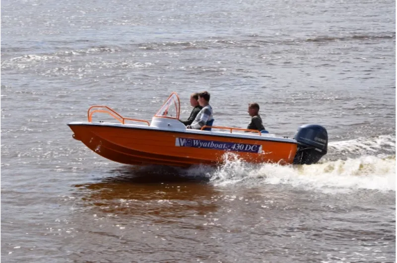 Стеклопластиковая лодка Wyatboat-430 DC, фото: 16