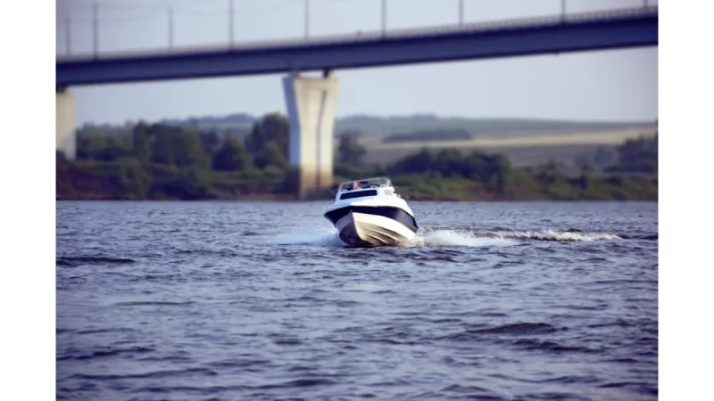 Стеклопластиковая лодка Neman-500, фото: 2