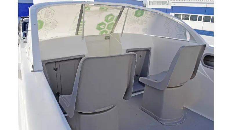 Стеклопластиковая лодка Neman-500 Open, фото: 2