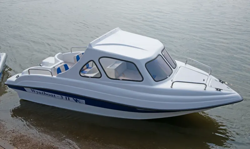 Стеклопластиковая лодка Wyatboat-3 П (полурубка), фото: 8
