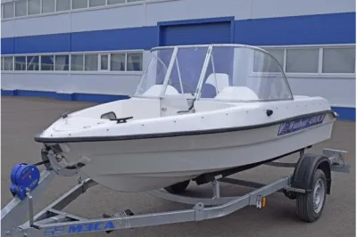 Лодка Wyatboat-430DCМ (килевая)