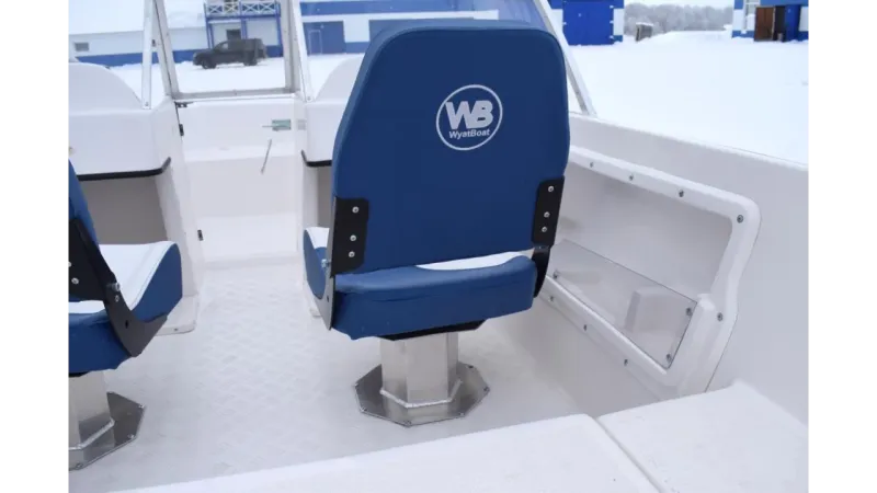 Моторная лодка Wyatboat-430DCМ (килевая), фото: 5
