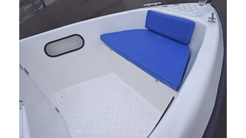 Моторная лодка Wyatboat-430DCМ (килевая), фото: 3