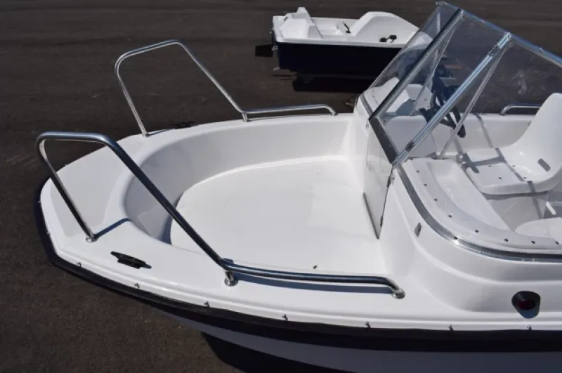 Wyatboat-430 DC (тримаран), фото: 12