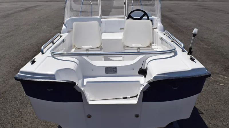 Wyatboat-430 DC (тримаран), фото: 6