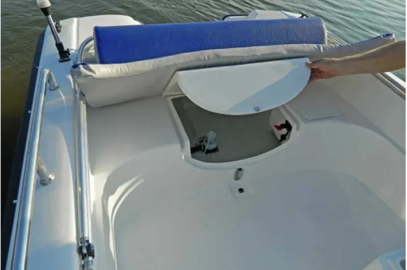 Моторная лодка Wyatboat-430 M (тримаран), фото: 8
