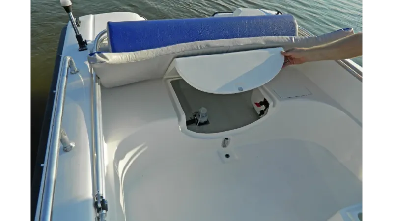 Моторная лодка Wyatboat-430 M (тримаран), фото: 2