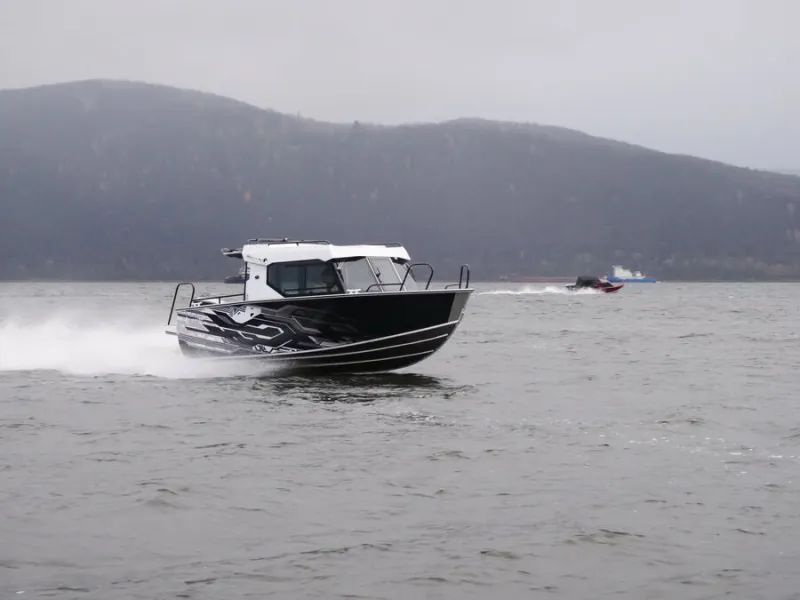 Алюминиевая лодка REALCRAFT 600 Cabin, фото: 61