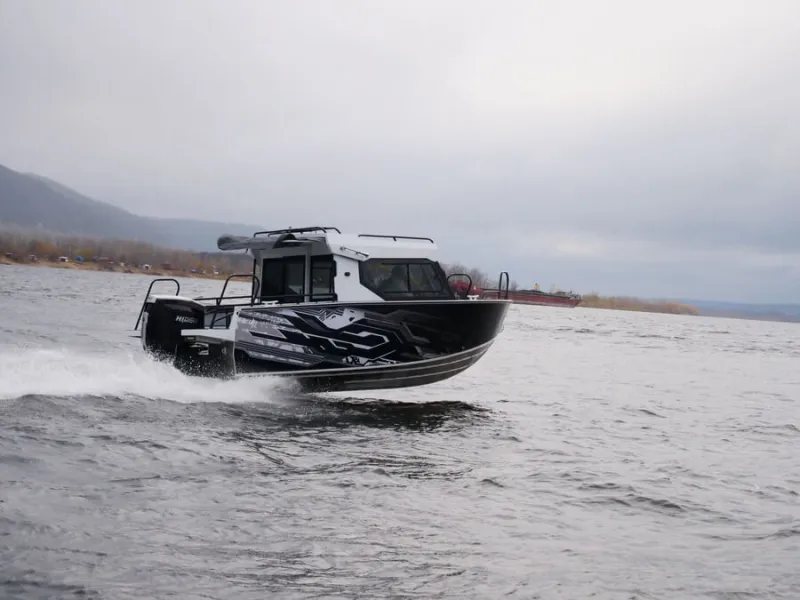 Алюминиевая лодка REALCRAFT 600 Cabin, фото: 57