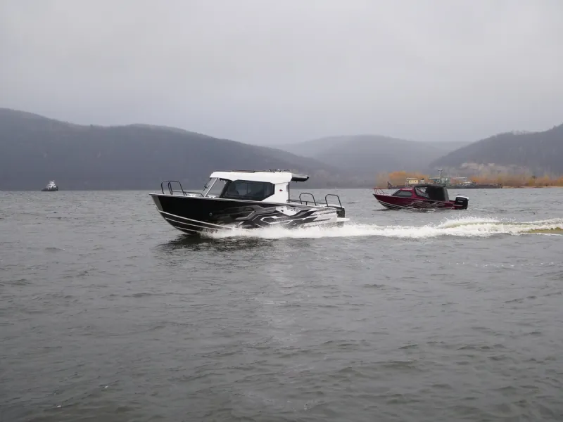 Алюминиевая лодка REALCRAFT 600 Cabin, фото: 49