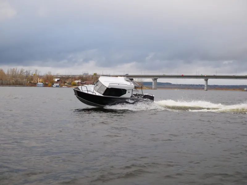 Алюминиевая лодка REALCRAFT 600 Cabin, фото: 47