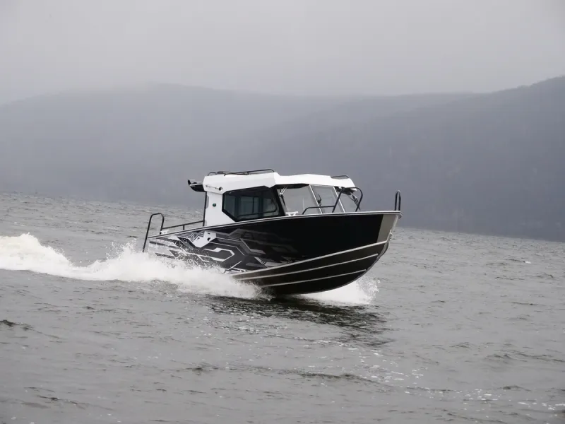 Алюминиевая лодка REALCRAFT 600 Cabin, фото: 38