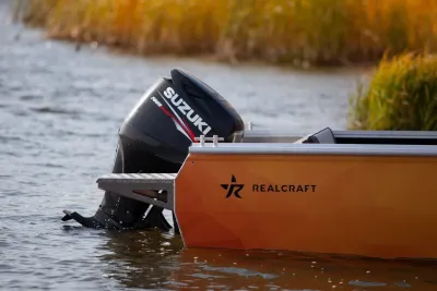Каютный катер REALCRAFT 500 Fish обложка