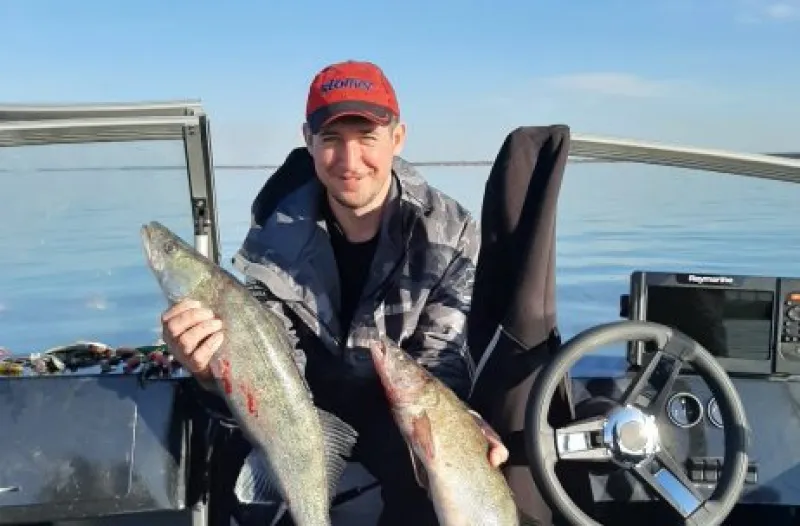 Моторная лодка REALCRAFT 440, фото: 3