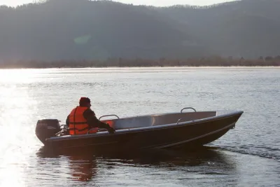 Лодка Realcraft 370