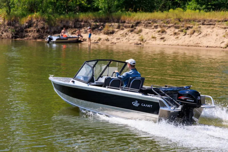 Моторная лодка Салют PRO 430 JET, фото: 10